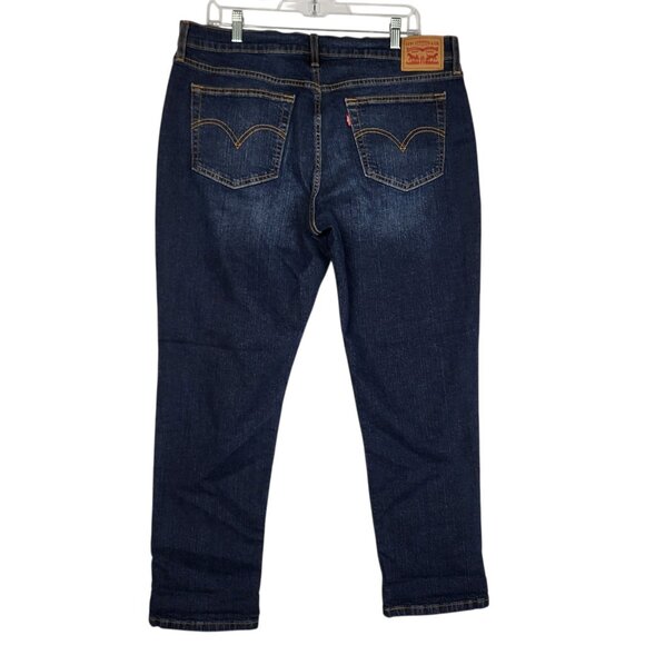 Levis Boyfriend Jeans Women's 32 Waist Cropped Distressed Dark Wash NEW - Picture 2 of 10